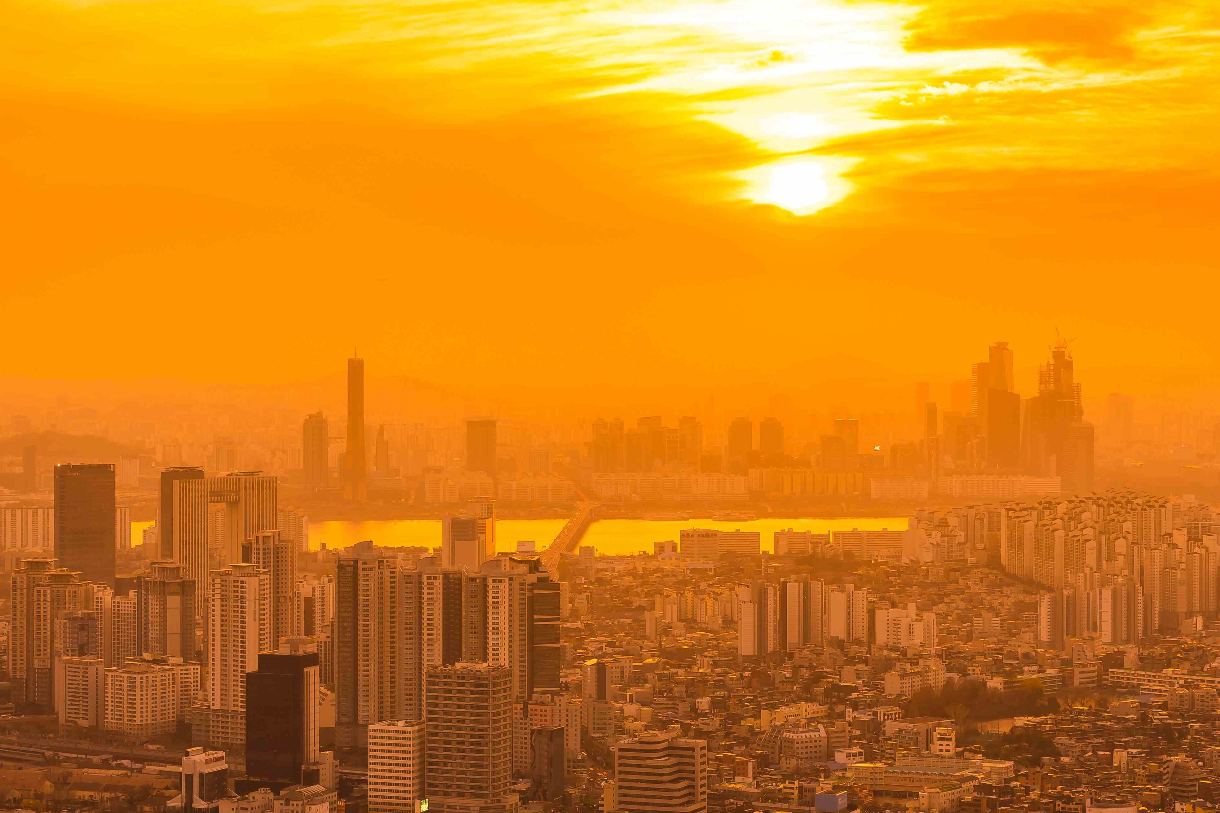 Climate Change, Heat Waves and PPH; Why Rising Temperatures Put Pregnant Women at Greater Risk of Postpartum Haemorrhage